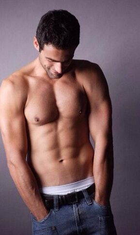 gwapo nga laki nga torso